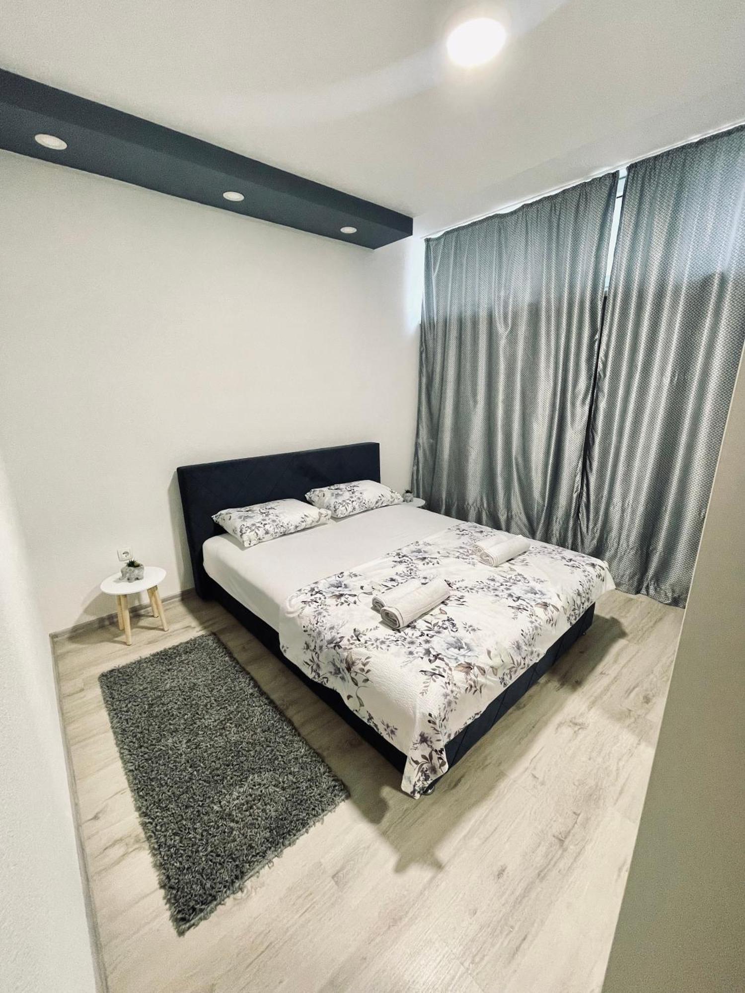 Mely Apartment